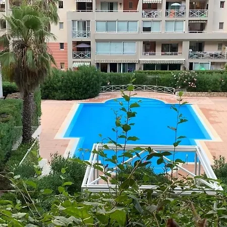 Daire Bright 2 Bedrooms, Pool, Garage Cagnes-sur-Mer