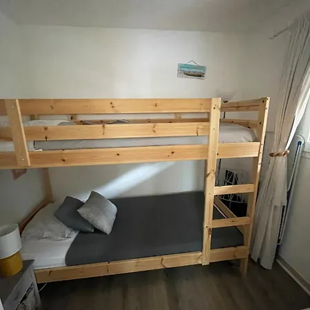 Daire Bright 2 Bedrooms, Pool, Garage *